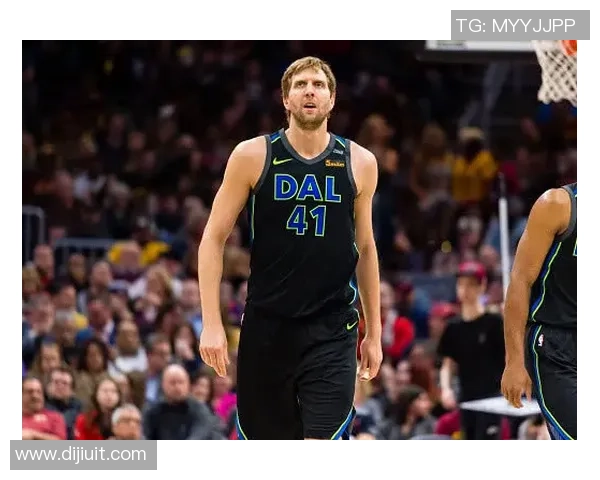 NBA球星对足球明星的崇拜与热爱背后的故事与情感交流