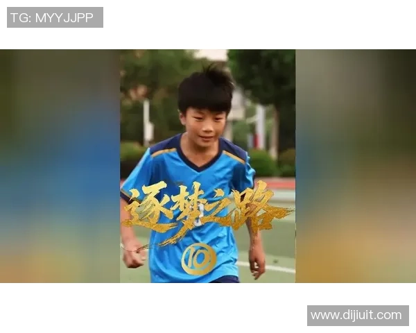 鏖战足球激情四溢赛场英雄逐梦之路展现团队精神与个人魅力的完美结合